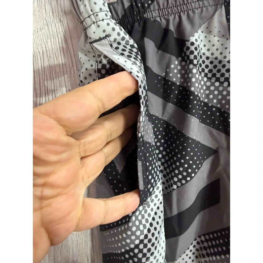 Nike Mens Swim Volley Shorts Grey Black Geometric Dot NESS8422 Size Small